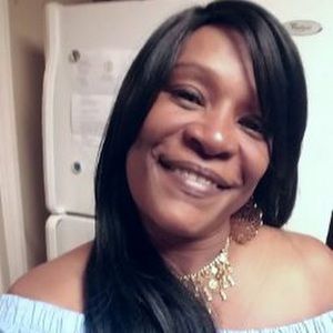 Meet your Posher, Annette